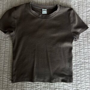 Aritzia brown crop top